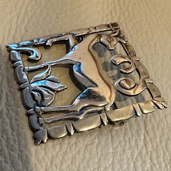 BIRKS STERLING Silver c1950 Antique Art Deco Deer Brooch - Picture 3 of 5